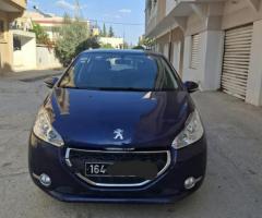 a vendre Peugeot 208 beja tunisie