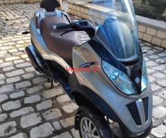 piaggio mp3 500