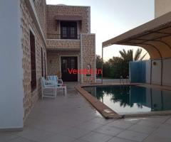 villa avec piscine a djerba s+4