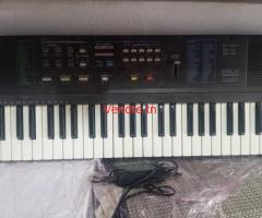 a vendre piano org